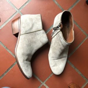 Sam Edelman Petty bootie taupe gray